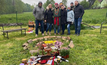 Slunovratová ceremonie posvátného ohně 24.6.22023 u Štramberka